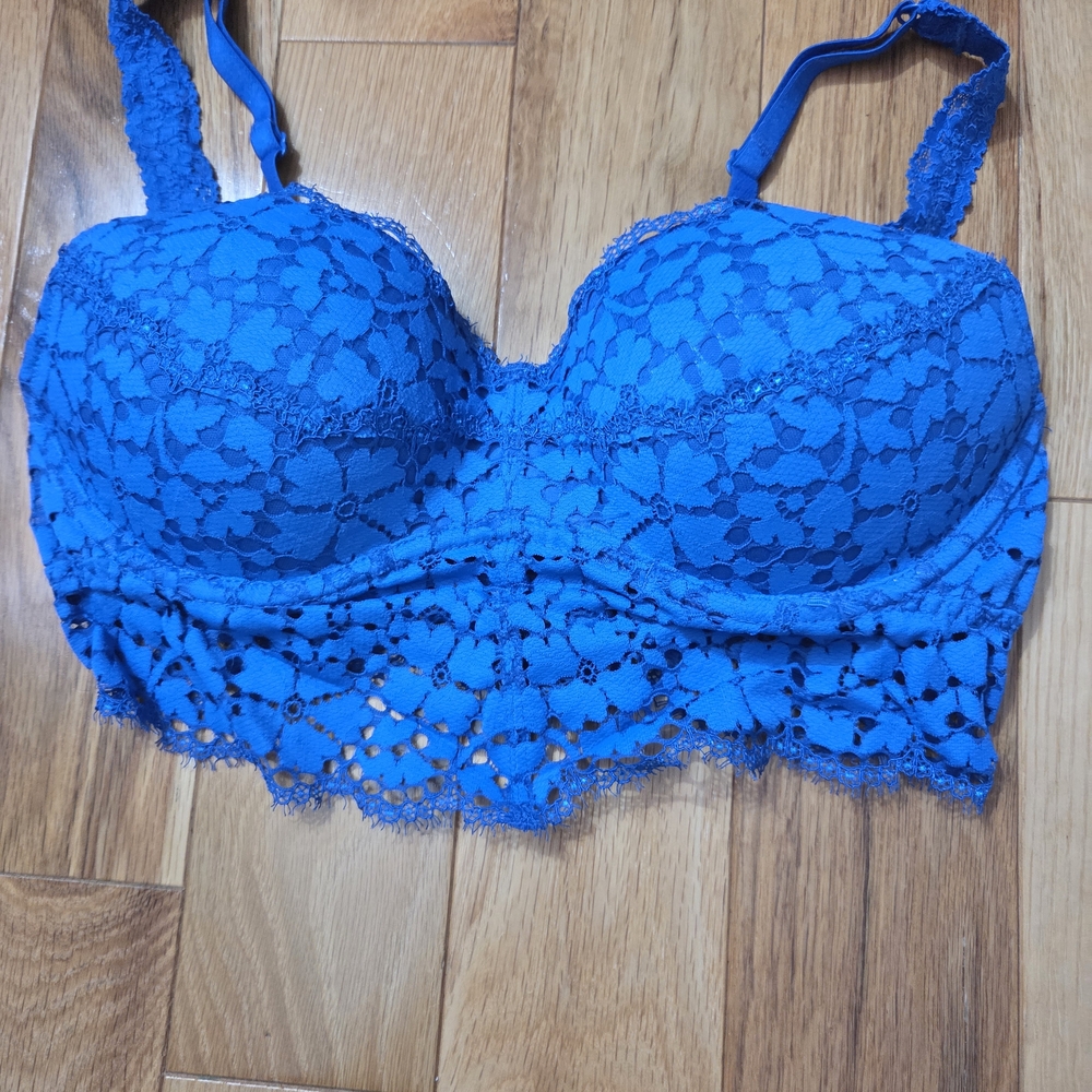 PINK Victoria's Secret Lace Bralette in Bright Blue